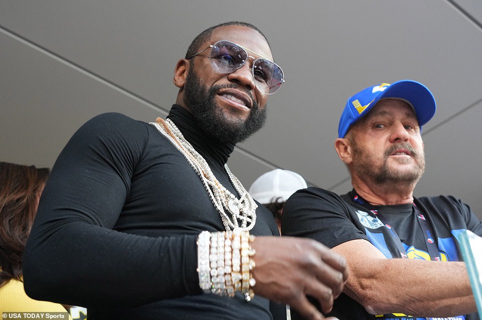 Floyd Mayweather attend the game between the Cincinnati Bengals and the Los Angeles Rams in Super Bowl LVI