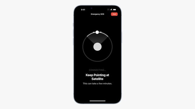 Satellite direction in Emergency SOS feature on iPhone 14